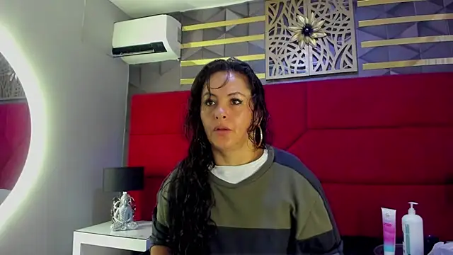 hanny milf online show from 03-15-25, 11:29