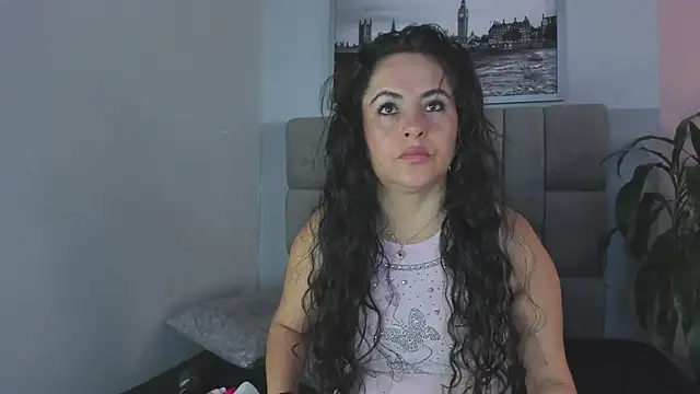 hanny milf online show from 09-14-25, 12:26