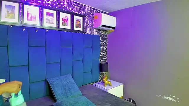 hanny milf online show from 12-17-25, 12:33