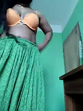 Idhika Paul online show from 02-12-25, 03:29