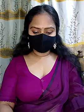 Idhika Paul online show from 02-13-25, 08:45