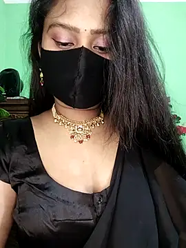 Idhika Paul online show from 02-08-26, 03:48