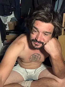 Snapshot of yourdirtysecret_23 chatting on 10-17-25, 12:47 yourdirtysecret 23 online show from 10-17-25, 12:47