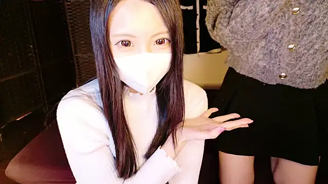 Snapshot of tsumugi_h chatting on 02-17-26, 08:33 tsumugi h online show from 02-17-26, 08:33