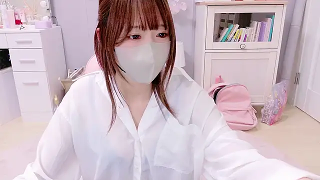 Yui-Ch online show from 02-23-25, 02:57