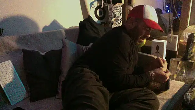 DJUX online show from 12-12-24, 05:31