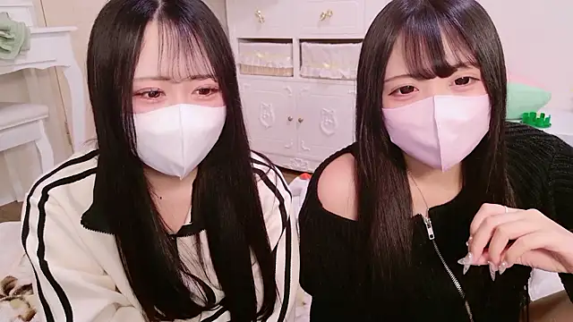 Snapshot of nathi_ko_xo chatting on 03-03-26, 01:28 nathi ko xo online show from 03-03-26, 01:28