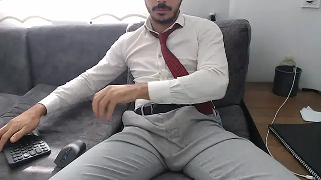Naughtb0y online show from 12-22-24, 10:17