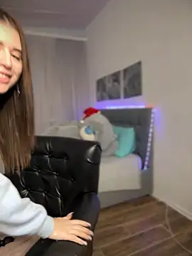 Milkissss online show from 01-03-25, 11:33