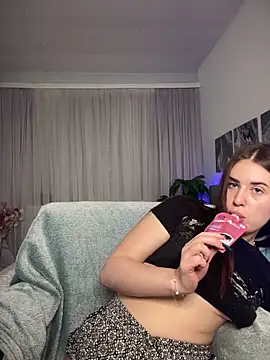 Milkissss online show from 02-21-25, 08:16