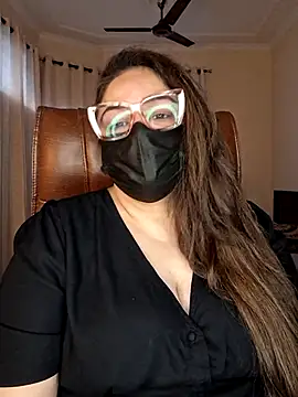 SEXY-Sardarni online show from 01-18-26, 08:51