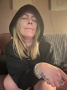 blondebitch2 online show from 02-06-25, 03:59