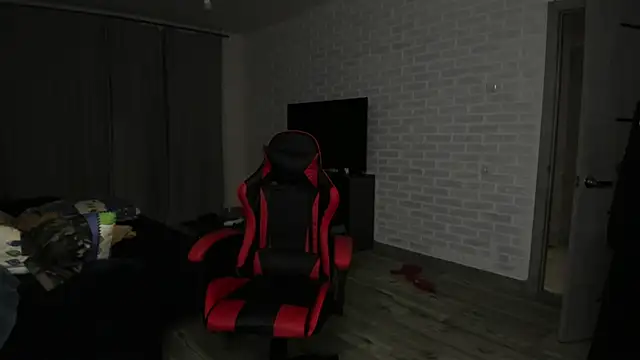 Snapshot of Roxy_Silver chatting on 12-03-24, 01:08 Roxy Silver online show from 12-03-24, 01:08