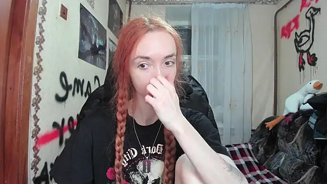 Snapshot of Roxy_Silver chatting on 12-04-24, 03:10 Roxy Silver online show from 12-04-24, 03:10