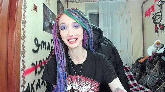 Snapshot of Roxy_Silver chatting on 12-12-24, 07:59 Roxy Silver online show from 12-12-24, 07:59