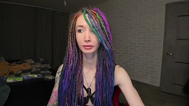 Snapshot of Roxy_Silver chatting on 01-11-25, 05:41 Roxy Silver online show from 01-11-25, 05:41