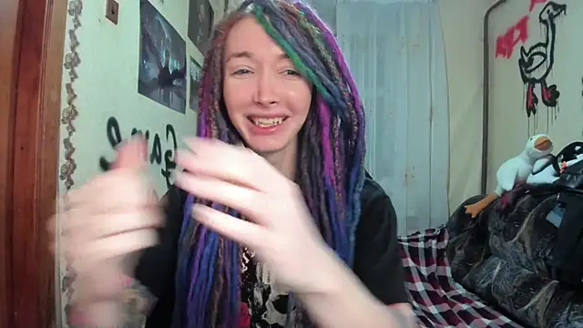 Snapshot of Roxy_Silver chatting on 02-08-25, 07:27 Roxy Silver online show from 02-08-25, 07:27