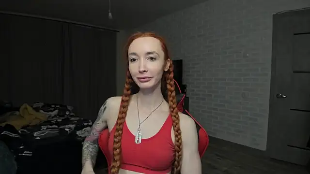 Snapshot of Roxy_Silver chatting on 03-14-25, 01:16 Roxy Silver online show from 03-14-25, 01:16