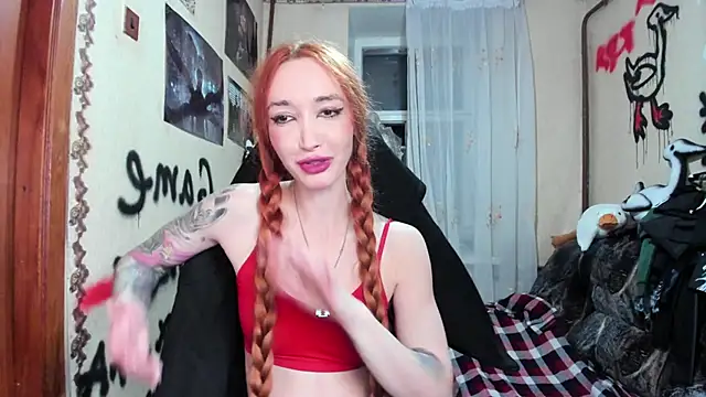 Snapshot of Roxy_Silver chatting on 09-09-25, 10:20 Roxy Silver online show from 09-09-25, 10:20