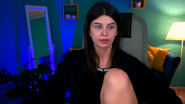 NicoleMun online show from 02-19-25, 03:27
