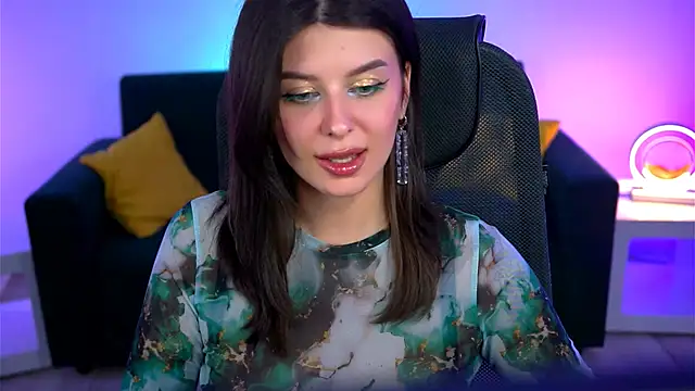 NicoleMun online show from 03-04-25, 08:49