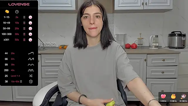 Snapshot of broosnica1 chatting on 12-19-24, 07:07 broosnica1 online show from 12-19-24, 07:07