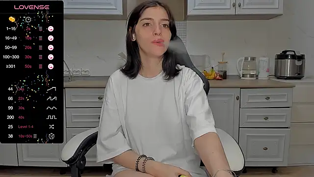 Snapshot of broosnica1 chatting on 12-21-24, 10:28 broosnica1 online show from 12-21-24, 10:28