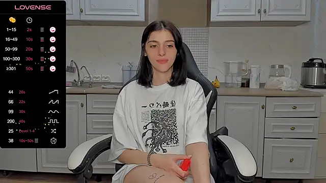 Snapshot of broosnica1 chatting on 12-24-24, 10:44 broosnica1 online show from 12-24-24, 10:44