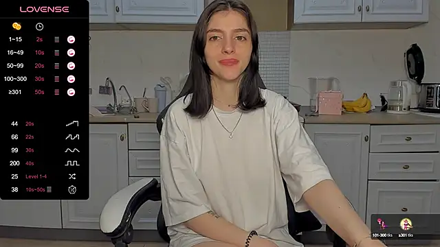 Snapshot of broosnica1 chatting on 02-11-25, 10:59 broosnica1 online show from 02-11-25, 10:59