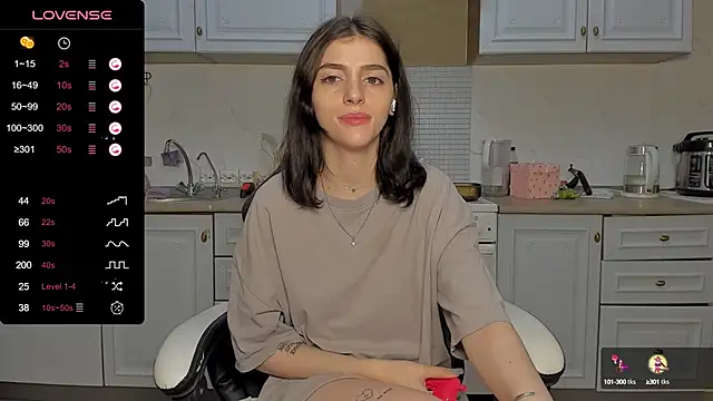 Snapshot of broosnica1 chatting on 02-23-25, 08:55 broosnica1 online show from 02-23-25, 08:55