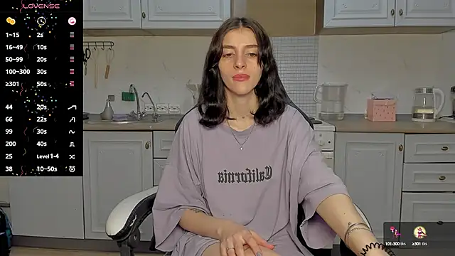 Snapshot of broosnica1 chatting on 02-26-25, 09:21 broosnica1 online show from 02-26-25, 09:21
