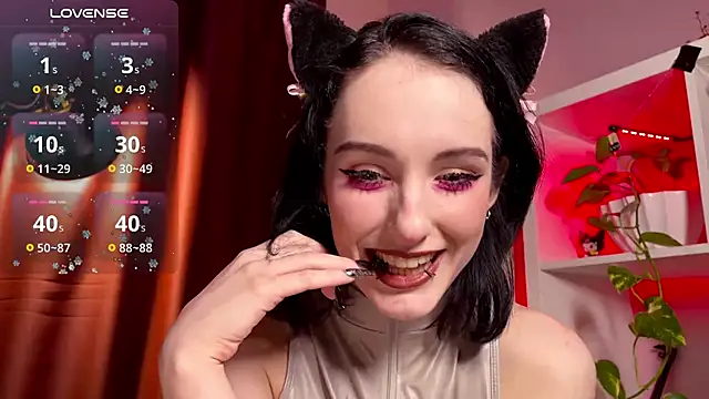 Snapshot of Alice_Succuby chatting on 02-03-25, 07:52 Alice Succuby online show from 02-03-25, 07:52