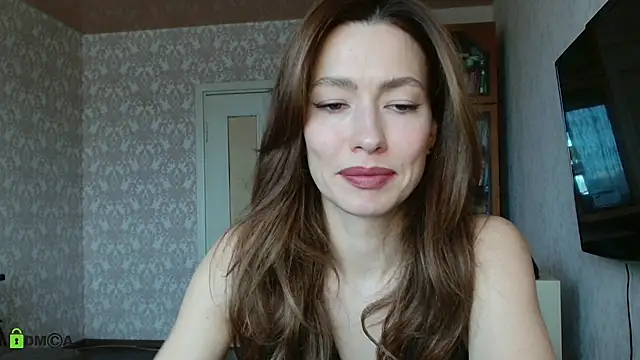 Snapshot of alicia_spicy chatting on 10-11-25, 10:47 alicia spicy online show from 10-11-25, 10:47