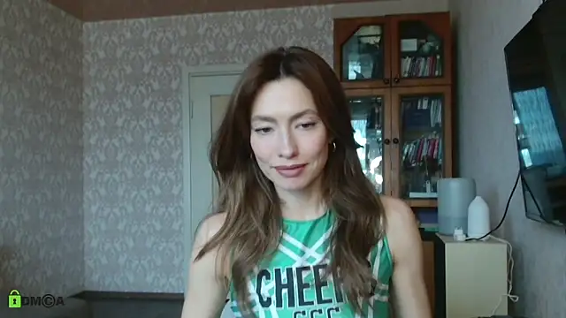 Snapshot of alicia_spicy chatting on 10-17-25, 06:49 alicia spicy online show from 10-17-25, 06:49