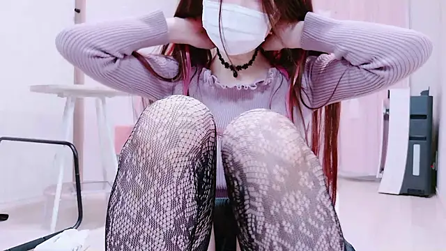 Snapshot of Ryo-sama chatting on 10-19-25, 12:50 Ryo-sama online show from 10-19-25, 12:50