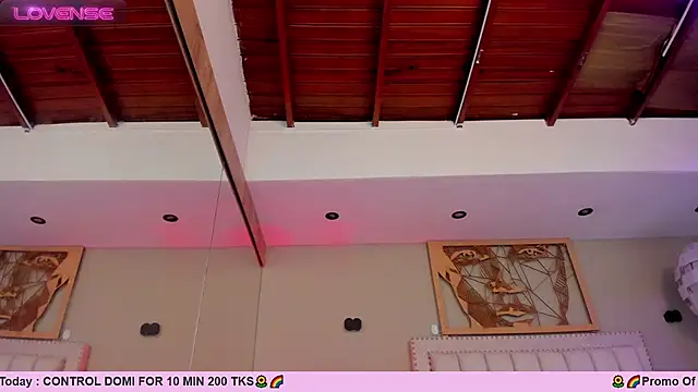 Snapshot of _AlejaCruz_ chatting on 02-23-25, 02:07 AlejaCruz online show from 02-23-25, 02:07