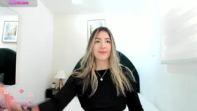  AlejaCruz  online show from 05-02-26, 08:14