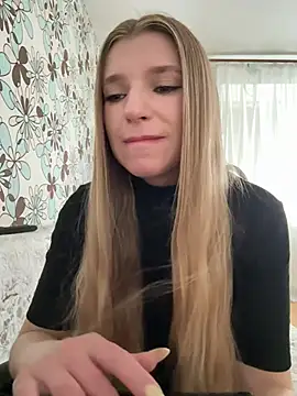 adel secret online show from 04-30-26, 11:05