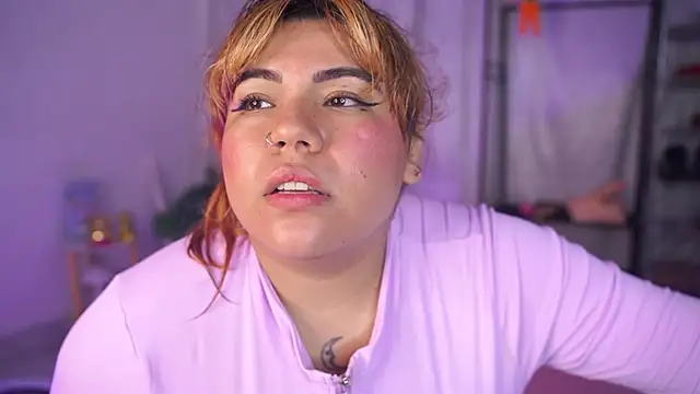 Samanta cutee online show from 05-25-26, 01:28