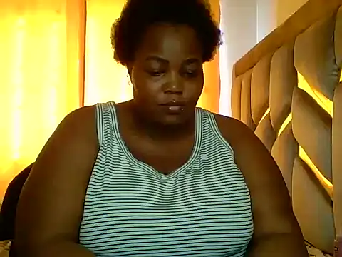 Snapshot of KINKYGIRL30 chatting on 12-23-24, 11:14 KINKYGIRL30 online show from 12-23-24, 11:14