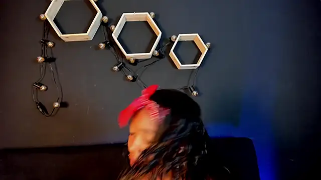 Charlotte  Brown  online show from 02-14-25, 01:18