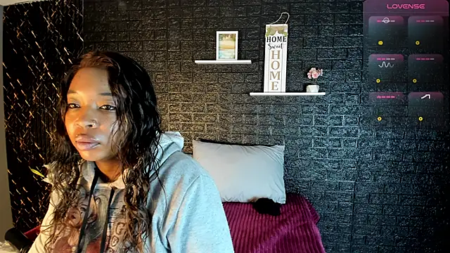 Charlotte  Brown  online show from 03-20-25, 12:53