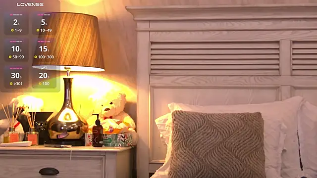 GinaMence online show from 02-04-25, 08:17