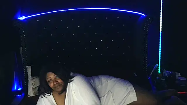 msyvette1970xh online show from 02-13-25, 05:05