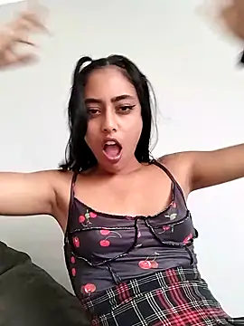 cleopatra-phaedra online show from 03-26-26, 01:49