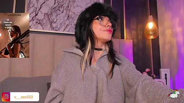 Violetta Nur online show from 12-14-24, 07:29