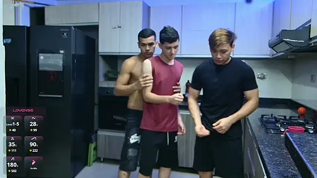 Snapshot of Boysgang_sex chatting on 12-18-24, 11:34 Boysgang sex online show from 12-18-24, 11:34