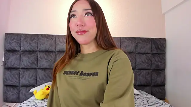 EmilyReevess online show from 01-21-25, 01:22