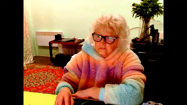 Natali7634 online show from 05-11-26, 04:40