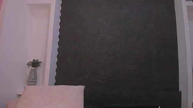 Snapshot of jenaa_ chatting on 02-19-26, 12:34 jenaa online show from 02-19-26, 12:34